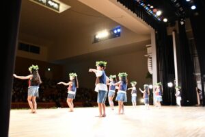 フラダンスの発表会で輝く子どもたちの晴れ姿 ハーラウ フラ オル オハナ トウキョウ